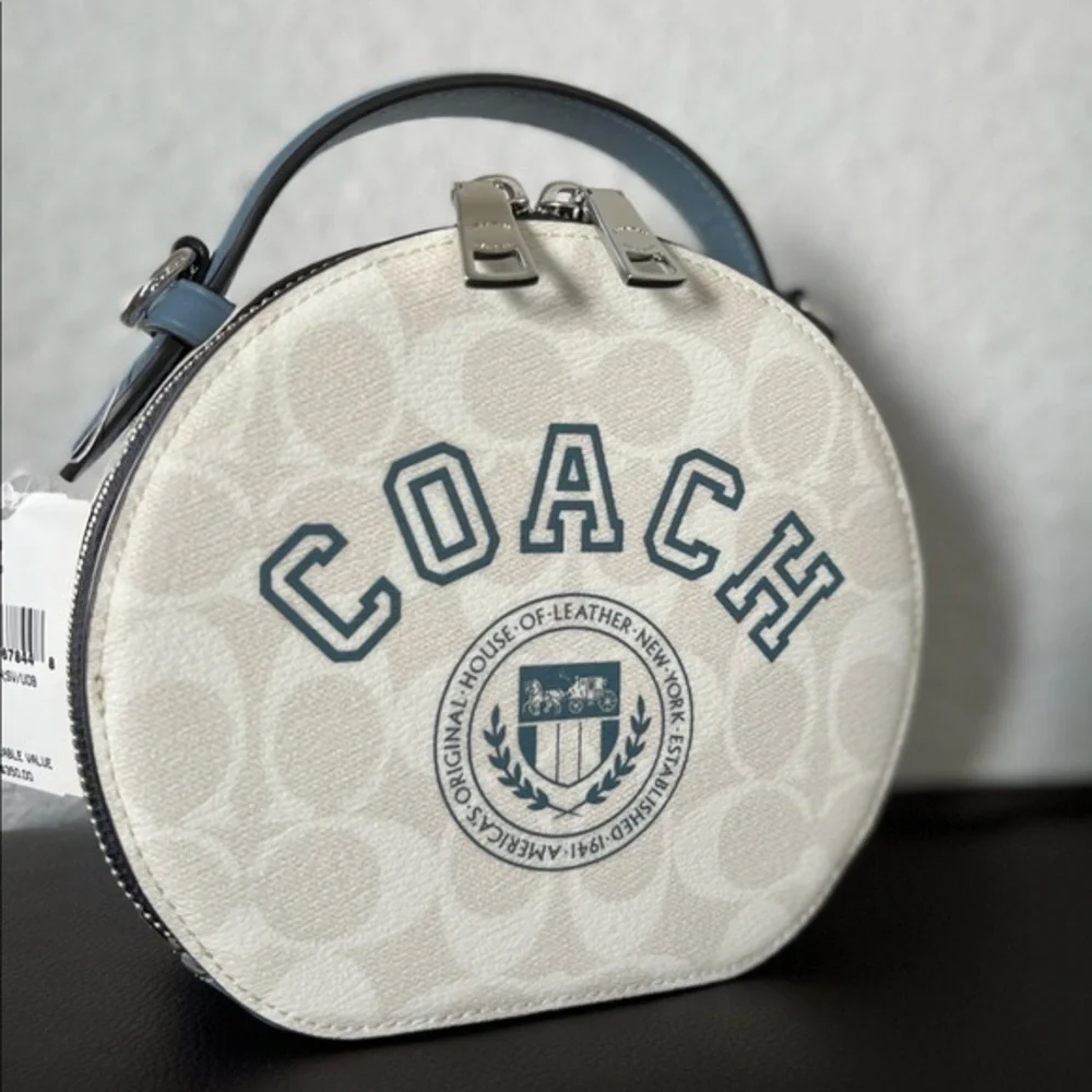 NWT‎ COACH CB870 CANTEEN CROSSBODY IN SIGNATURE CANVAS WITH VARSITY MOTIF